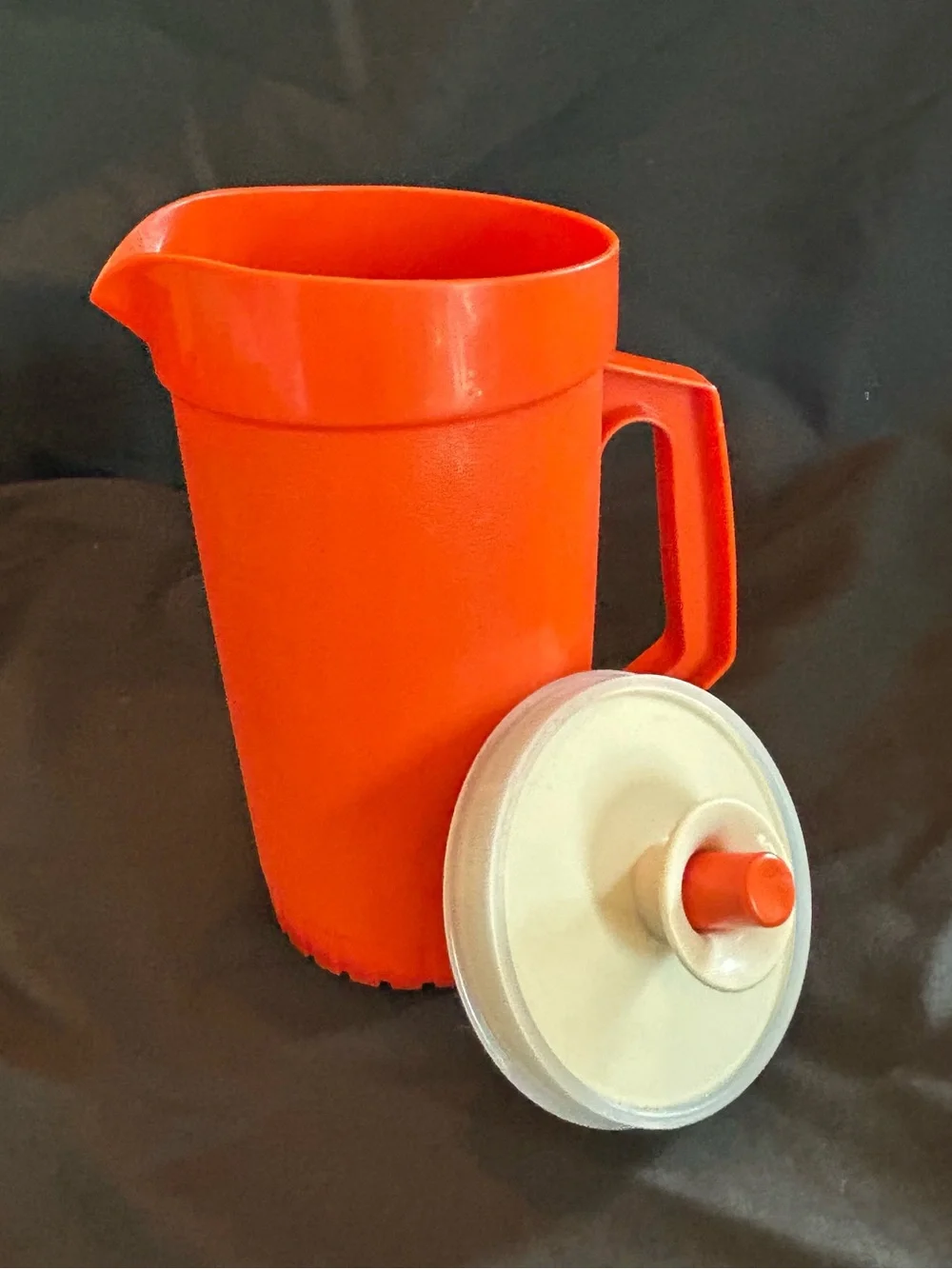 VTG Tupperware TupperToy Serve-It Set Orange Pitcher with Lid, 3 Mugs, 1 Bowl